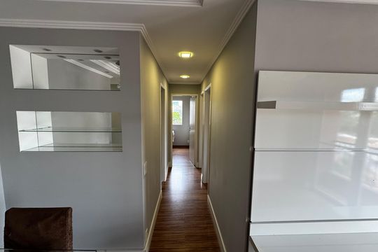 Corredor de apartamento à venda com 3 quartos, 62m² em Lauzane Paulista, São Paulo