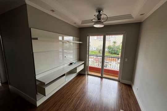 Sala de apartamento à venda com 3 quartos, 62m² em Lauzane Paulista, São Paulo