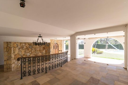 Casa à venda com 5 quartos, 2050m² em Cidade Universitária, Campinas