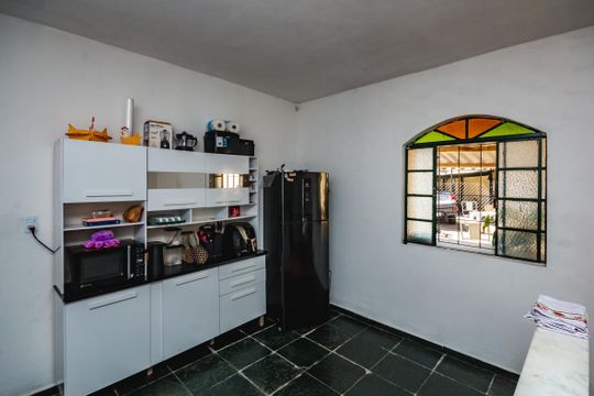 Cozinha de casa à venda com 2 quartos, 440m² em Vila Cloris, Belo Horizonte