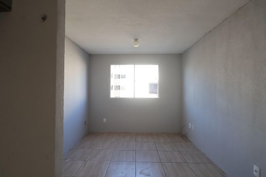 Sala de apartamento à venda com 2 quartos, 38m² em Estância Velha, Canoas
