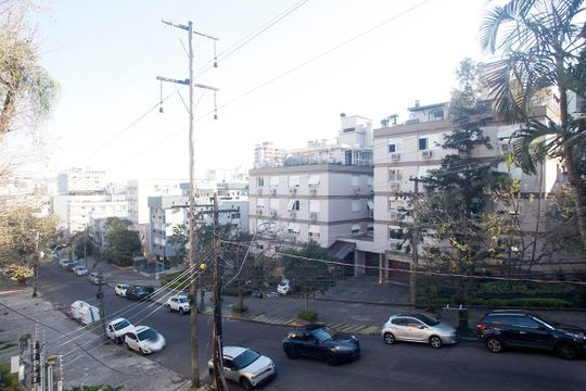 Vista da Sala  de apartamento à venda com 1 quarto, 48m² em Petrópolis, Porto Alegre