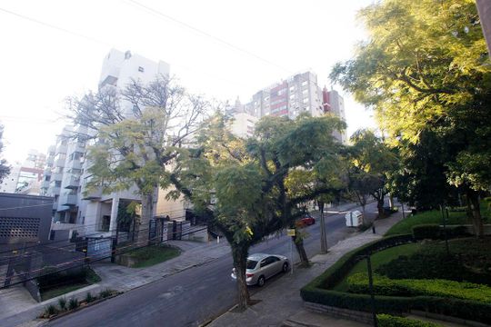 Vista do Quarto  de apartamento à venda com 1 quarto, 48m² em Petrópolis, Porto Alegre