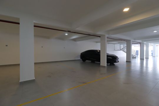 Garagem de apartamento à venda com 2 quartos, 82m² em Vila Humaita, Santo André