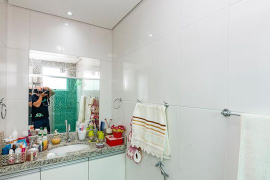 Banheiro da Suíte de apartamento à venda com 2 quartos, 133m² em Nova Esperança, Belo Horizonte