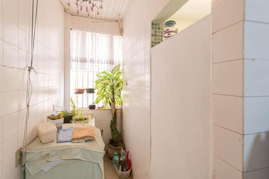 Cozinha e Área de Serviço de apartamento à venda com 2 quartos, 75m² em Grajaú, Rio de Janeiro