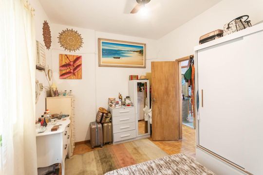 Quarto de apartamento à venda com 2 quartos, 75m² em Grajaú, Rio de Janeiro