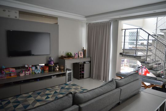 Sala de casa à venda com 3 quartos, 240m² em Parque das Nações, Santo André