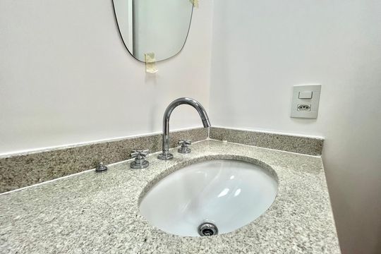 Banheiro da Suíte de apartamento para alugar com 1 quarto, 29m² em Jardim Prudência, São Paulo