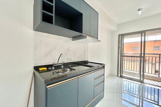 Cozinha de apartamento para alugar com 1 quarto, 29m² em Jardim Prudência, São Paulo