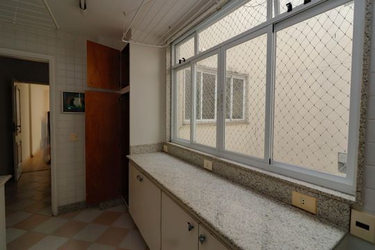 Área de Serviço de apartamento para alugar com 4 quartos, 626m² em Barra da Tijuca, Rio de Janeiro
