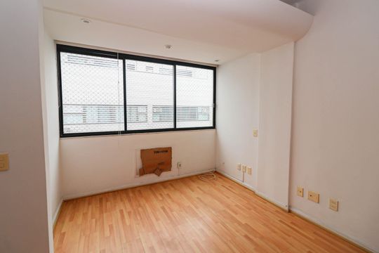 Quarto 4 de apartamento para alugar com 4 quartos, 626m² em Barra da Tijuca, Rio de Janeiro