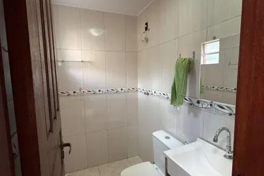 Banheiro de casa à venda com 3 quartos, 200m² em Córrego Ferreira, Brumadinho