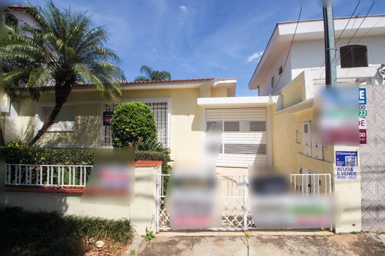 Fachada de casa à venda com 2 quartos, 181m² em Jardim Londrina, São Paulo