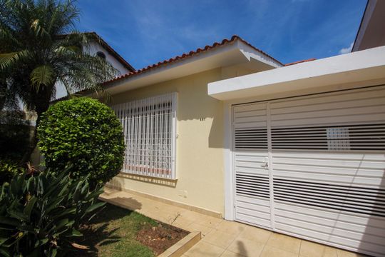Garagem de casa à venda com 2 quartos, 181m² em Jardim Londrina, São Paulo