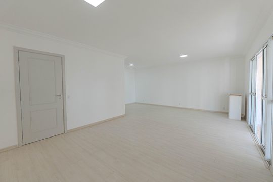 Sala de apartamento à venda com 3 quartos, 139m² em Bela Vista, São Paulo