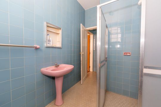 Banheiro 2 de casa à venda com 8 quartos, 720m² em Gutierrez, Belo Horizonte