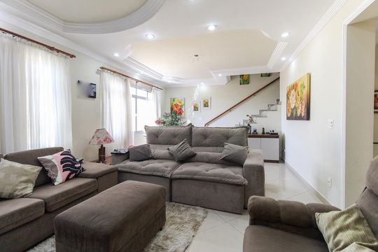 Sala de casa à venda com 3 quartos, 300m² em Vila Siria, São Paulo