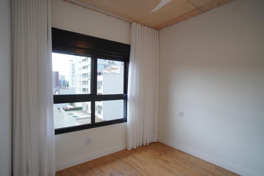 Quarto de apartamento para alugar com 1 quarto, 45m² em Petrópolis, Porto Alegre