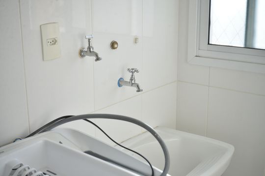 Área de Serviço de apartamento para alugar com 2 quartos, 55m² em Parque das Nações, Santo André