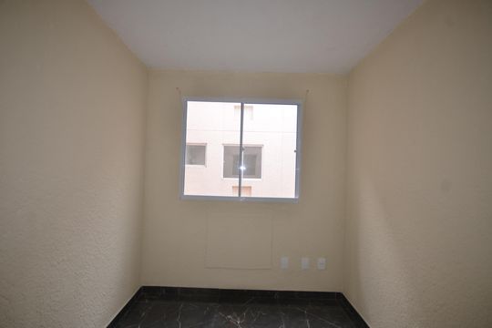 Quarto 2 de apartamento para alugar com 2 quartos, 41m² em Campo Grande, Rio de Janeiro