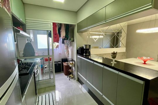 Cozinha de apartamento à venda com 3 quartos, 84m² em Gopouva, Guarulhos
