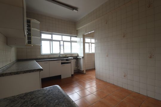 Cozinha de apartamento para alugar com 3 quartos, 146m² em Centro, Santo André