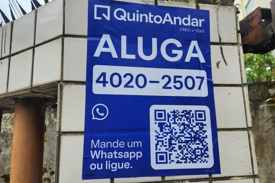 Placa  de apartamento para alugar com 3 quartos, 55m² em Chame-chame, Salvador
