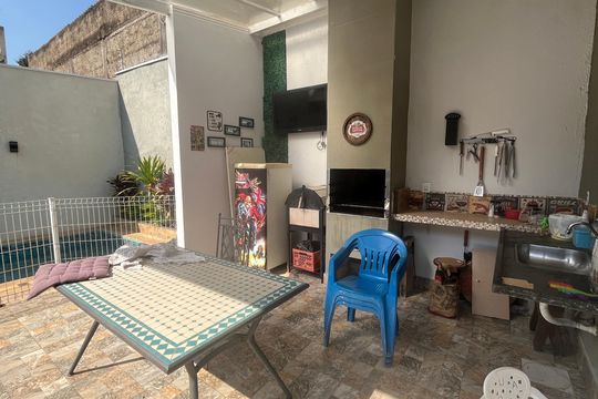 Área comum de casa para alugar com 3 quartos, 200m² em Jardim Flamboyant, Campinas