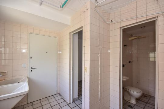 Área de Serviço de apartamento para alugar com 4 quartos, 269m² em Vila Andrade, São Paulo