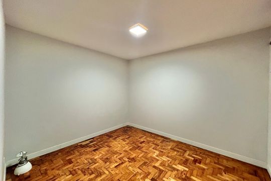 Quarto de apartamento à venda com 1 quarto, 49m² em Centro, São Leopoldo