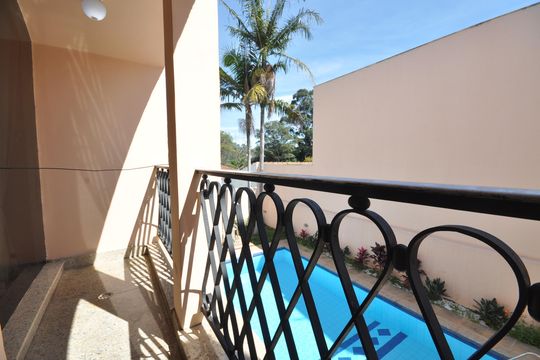 Sacada da Sala de TV de casa para alugar com 4 quartos, 650m² em Jardim Leonor Mendes de Barros, São Paulo