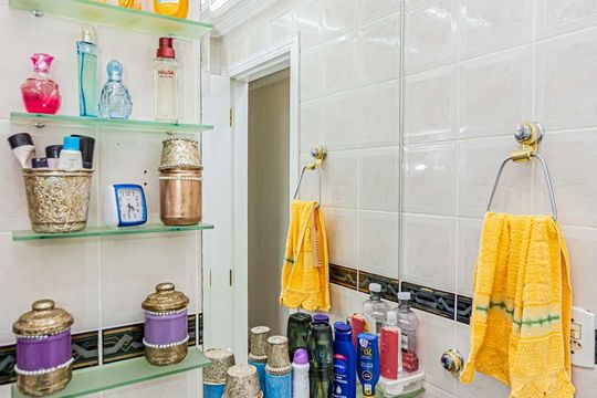 Banheiro de apartamento à venda com 2 quartos, 62m² em Jaragua, São Paulo