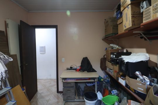 Quarto 3 de casa à venda com 4 quartos, 195m² em Niterói, Canoas