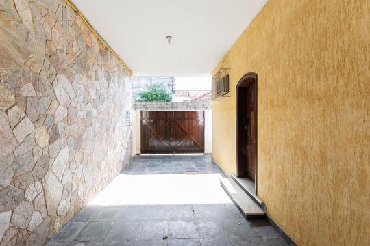 Garagem de casa à venda com 5 quartos, 220m² em Andaraí, Rio de Janeiro