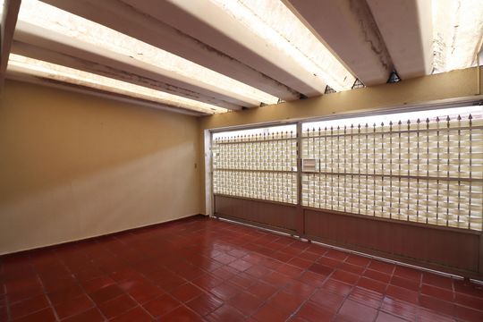 Garagem de casa à venda com 2 quartos, 120m² em Anchieta, São Bernardo do Campo
