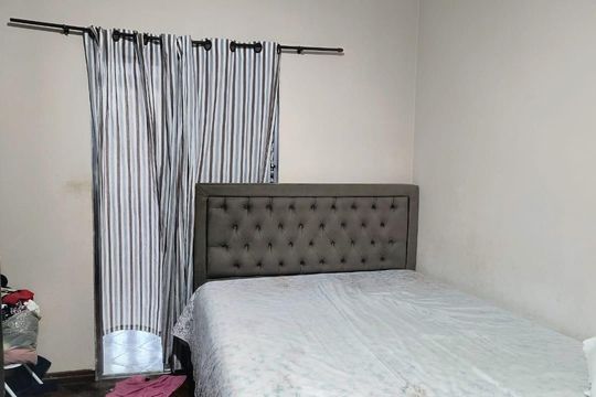 Quarto 2 de casa à venda com 3 quartos, 120m² em Parque São Rafael, São Paulo