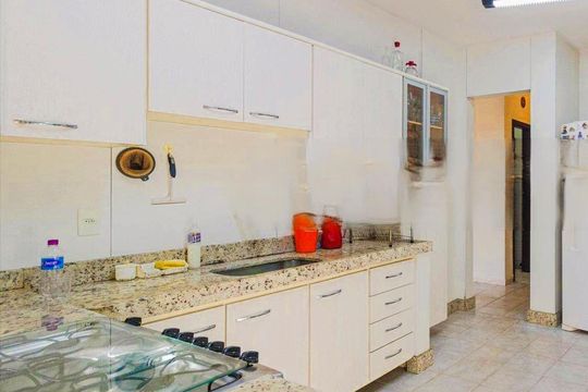 Casa para alugar com 3 quartos, 253m² em Ouro Minas, Belo Horizonte