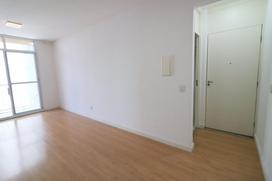 Sala de apartamento para alugar com 2 quartos, 55m² em São Pedro, Osasco