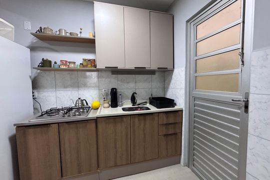 Cozinha de apartamento à venda com 1 quarto, 50m² em Campina, São Leopoldo
