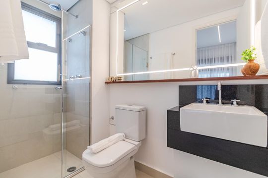 Banheiro de apartamento à venda com 1 quarto, 41m² em Jardins, São Paulo