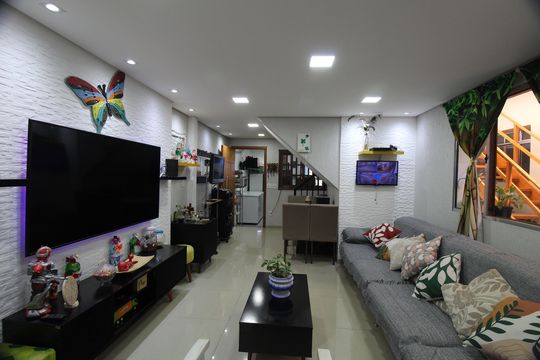 Sala de casa à venda com 4 quartos, 316m² em Jardim Vila Formosa, São Paulo