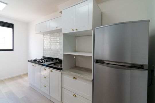 Cozinha de apartamento para alugar com 1 quarto, 28m² em Jardim Oriental, São Paulo