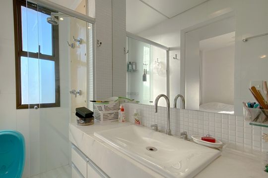 Banheiro da Suíte 3 de apartamento à venda com 4 quartos, 150m² em Cruzeiro, Belo Horizonte