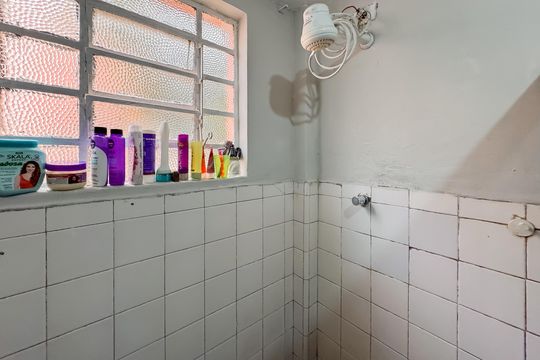 Banheiro Social de apartamento à venda com 1 quarto, 55m² em Cambuci, São Paulo