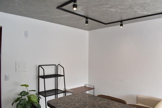 Cozinha de casa para alugar com 1 quarto, 28m² em Centro, Curitiba