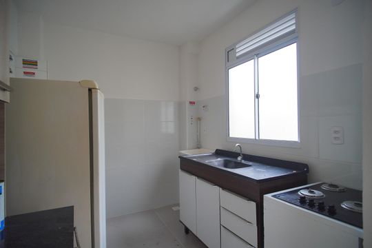 Cozinha de apartamento para alugar com 2 quartos, 40m² em Santos Dumont, São Leopoldo