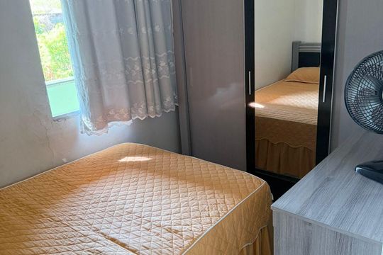 Quarto de casa à venda com 3 quartos, 180m² em Canadá, Contagem