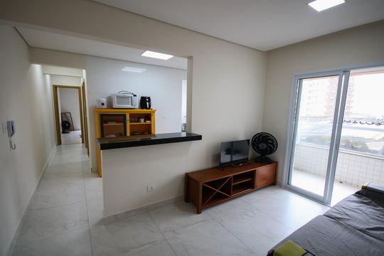 Sala de apartamento para alugar com 2 quartos, 70m² em Vila Caiçara, Praia Grande