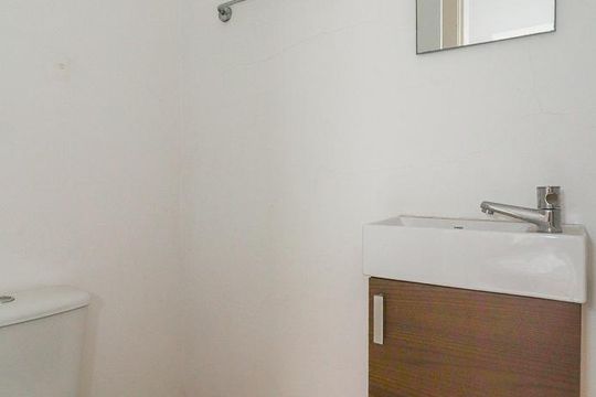 Lavabo de casa à venda com 3 quartos, 150m² em Chácara das Pedras, Porto Alegre